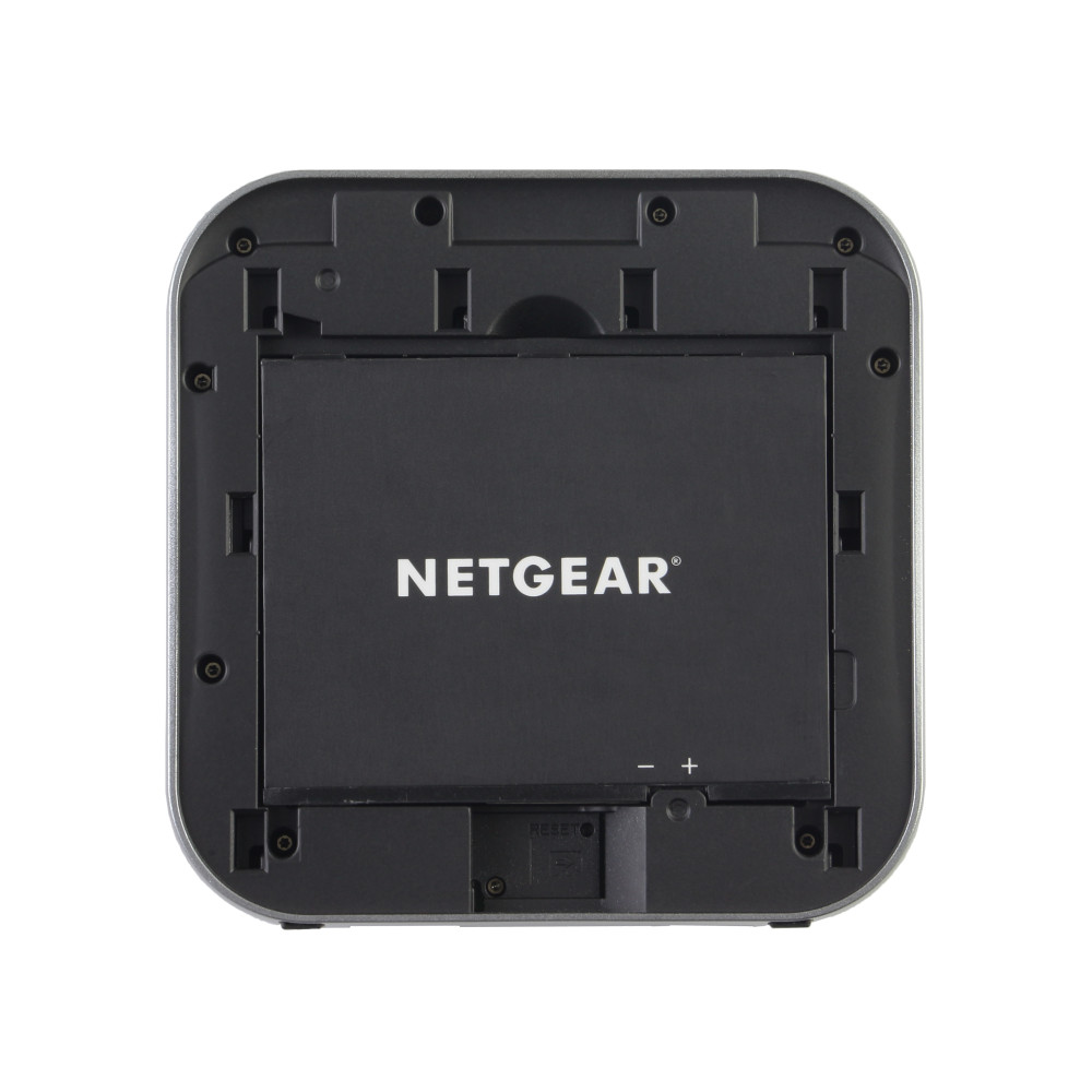 4G LTE Wi-Fi роутер Netgear Nighthawk M1 (MR1100)